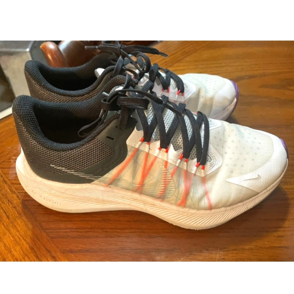 Women's Nike Zoom Winflo 8 Running Shoes